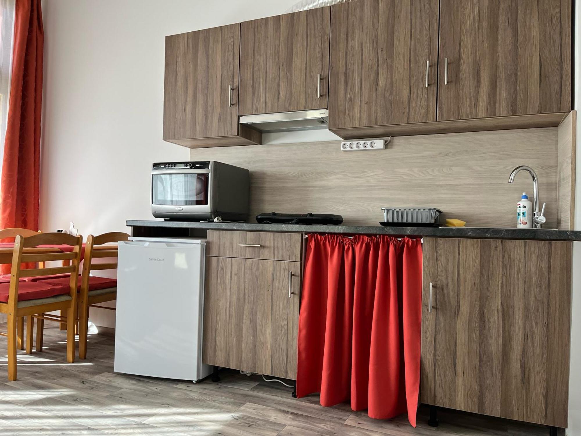 Centr00M Apartman Dunafoldvar Extérieur photo